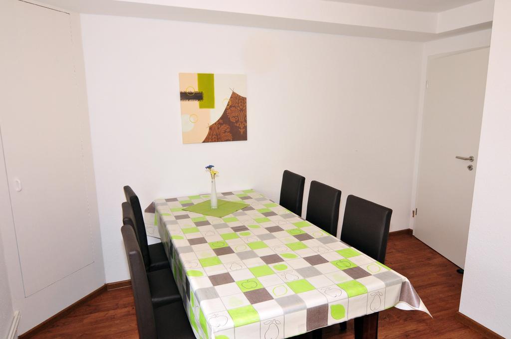 Fewo Samanta Schmider- Auch Kurzfristig Ep Karten Garantiert! Apartment Rust Room photo